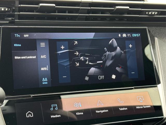 Peugeot / 308 / Grau / / / SHZ+KAMERA+NAVI+KEYLESS+ACC+17 LM