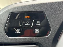 Volkswagen Caddy LIFE AHK+ACC+KAMERA+SHZ+KLIMA+16" ALU 