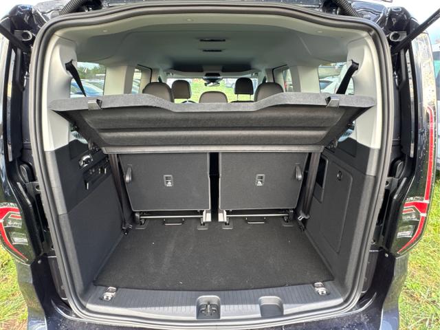 Volkswagen / Caddy Maxi / Blau / / / Caddy Maxi 4x4+AHK+LANE ASSIST+NAVI+KAM+ACC+SHZ