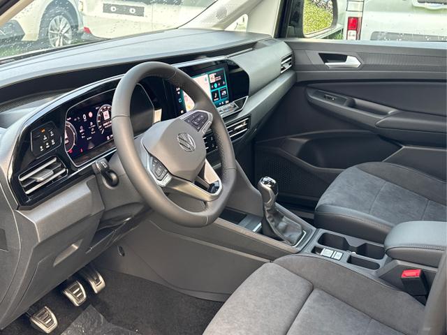 Volkswagen / Caddy Maxi / Blau / / / Caddy Maxi 4x4+AHK+LANE ASSIST+NAVI+KAM+ACC+SHZ
