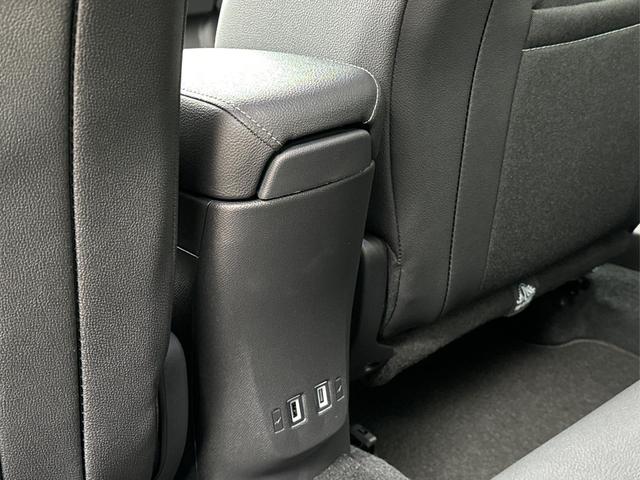 Opel / Mokka / / / / 