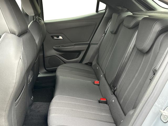 Opel / Mokka / / / / 