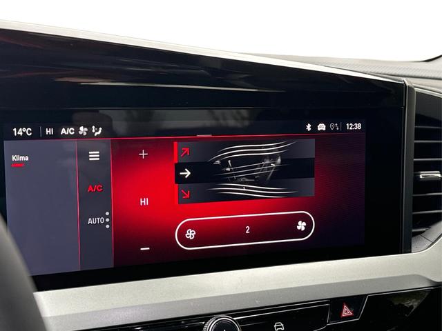 Opel / Mokka / / / / 