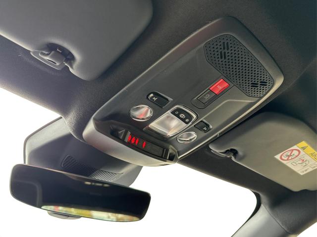 Opel / Mokka / / / / 