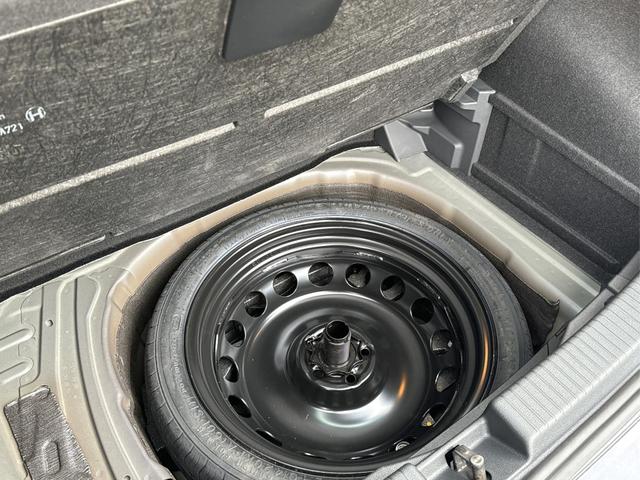 Volkswagen / T-Cross / Grau / / / KLIMA+LED+PDC+DIGITAL COCKPIT