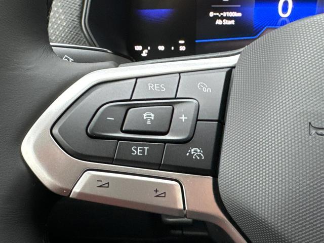 Volkswagen / T-Cross / Grau / / / KLIMA+LED+PDC+DIGITAL COCKPIT