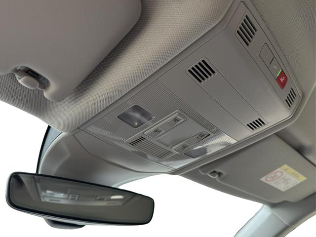 Volkswagen / T-Cross / Grau / / / KLIMA+LED+PDC+DIGITAL COCKPIT