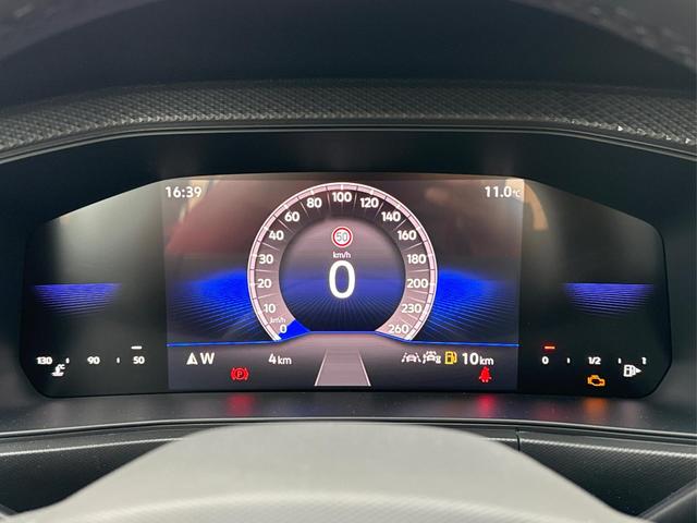 Volkswagen / T-Cross / Grau / / / KLIMA+LED+PDC+DIGITAL COCKPIT