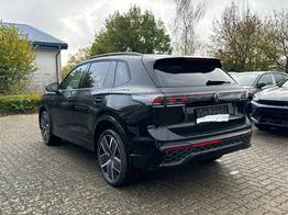 Volkswagen Tiguan R-Line People PLUG-IN+PANO+AHK+HD MATRIX+NAVI+BLACK STYLE+20" LM+ACC 