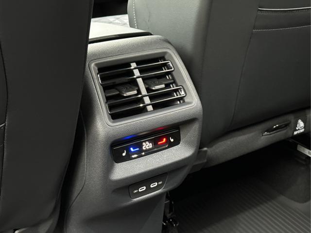 Volkswagen / Tiguan / / / / 