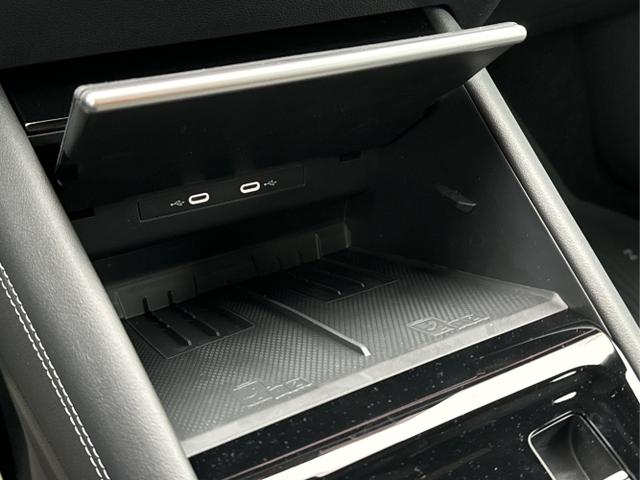 Volkswagen / Tiguan / / / / 