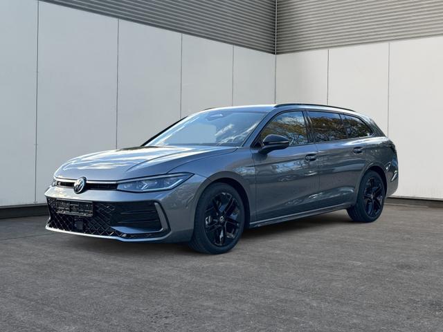 Volkswagen Passat Variant - R-Line 4WD+DSG+AHK+NAVI+HEAD-UP+MATRIX+ACC+BLACK