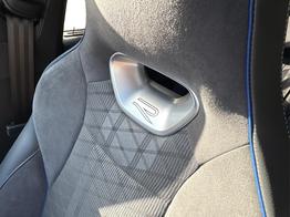 Volkswagen Passat Variant R-Line 4WD+DSG+AHK+NAVI+HEAD-UP+MATRIX+ACC+BLACK 