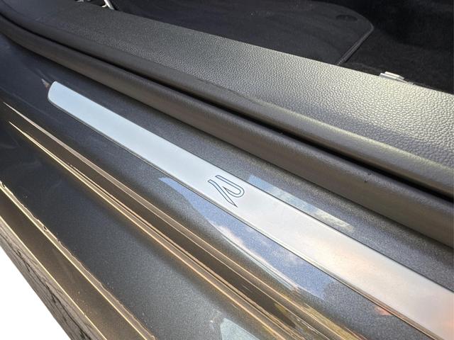 Volkswagen / Passat Variant / Grau / / / 4WD+DSG+AHK+NAVI+HEAD-UP+MATRIX+ACC+BLACK, Beispielbilder, ggf. teilweise mit Sonderausstattung