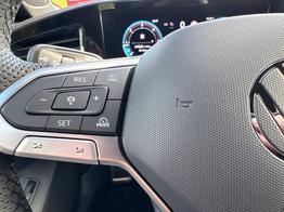 Volkswagen Passat Variant R-Line 4WD+DSG+AHK+NAVI+HEAD-UP+MATRIX+ACC+BLACK 