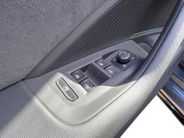 Volkswagen Passat Variant R-Line 4WD+DSG+AHK+NAVI+HEAD-UP+MATRIX+ACC+BLACK 