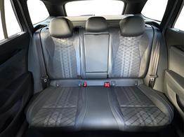 Volkswagen Passat Variant R-Line 4WD+DSG+AHK+NAVI+HEAD-UP+MATRIX+ACC+BLACK 