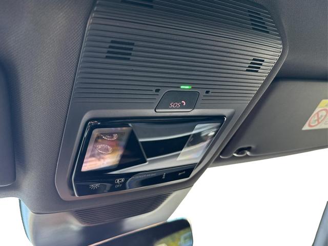 Volkswagen / Passat Variant / Grau / / / 4WD+DSG+AHK+NAVI+HEAD-UP+MATRIX+ACC+BLACK, Beispielbilder, ggf. teilweise mit Sonderausstattung