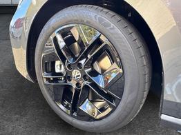 Volkswagen Passat Variant R-Line 4WD+DSG+AHK+NAVI+HEAD-UP+MATRIX+ACC+BLACK 