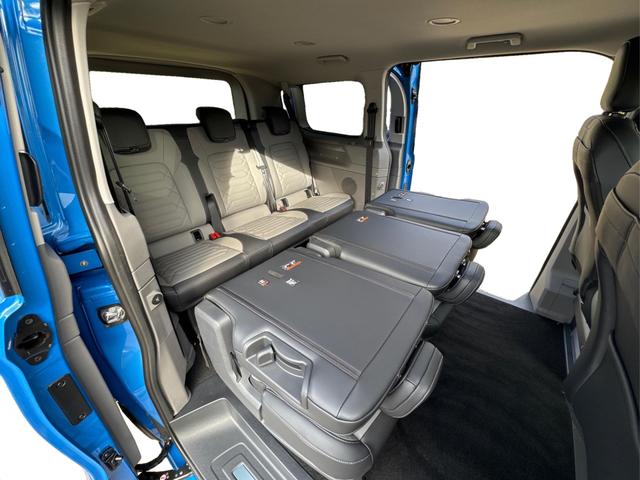 Volkswagen / T7 Caravelle / / / / KR 4x4+MATRIX-LED+NAVI.+ SHZ+KAMERA+ PDC