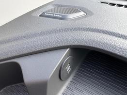 Volkswagen T7 Caravelle Style KR 4x4+MATRIX-LED+NAVI.+ SHZ+KAMERA+ PDC 