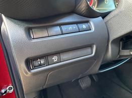 Nissan Juke N-CONNECTA NAVI+KAMERA+SHZ+VOLL-LED+PDC 