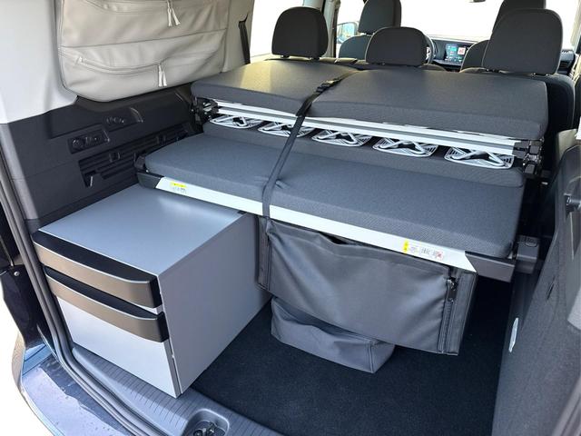 Volkswagen / Caddy Maxi / Blau / / / Caddy Maxi 4x4 KAM+SHZ+KÜCHE+ACC+GJR