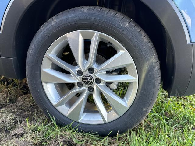 Volkswagen / T-Cross / Blau / / / KAMERA+IQ-LIGHT+SUNSET+PDC+SHZ+17 LM