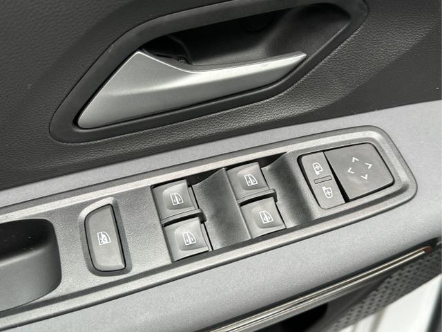 Dacia / Jogger / / / / 7-SITZER+LED+SHZ+ALU+KAMERA+DAB