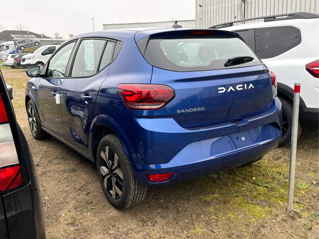 Dacia / Sandero / / / / KAMERA+SHZ + PDC+ DAB+ KLIMA