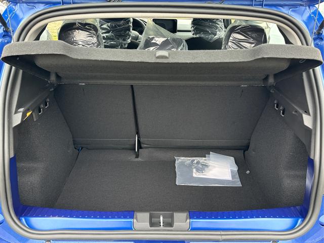 Dacia / Sandero / / / / KAMERA+SHZ + PDC+ DAB+ KLIMA