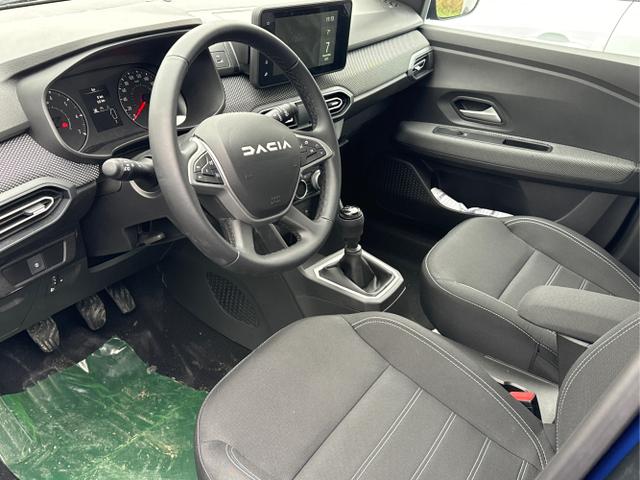 Dacia / Sandero / / / / KAMERA+SHZ + PDC+ DAB+ KLIMA