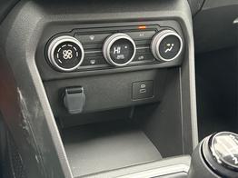 Dacia Sandero Expression KAMERA+SHZ + PDC+ DAB+ KLIMA 