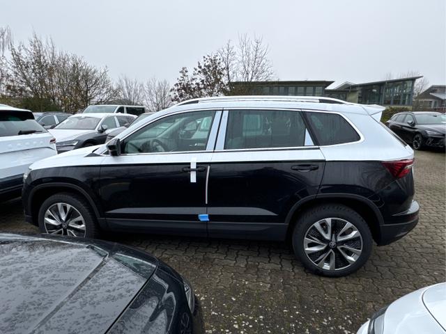 Skoda / Karoq / Schwarz / / / AHK+KAMERA+EL. HECKKL.+SHZ+ACC+KESSY+18''ALU