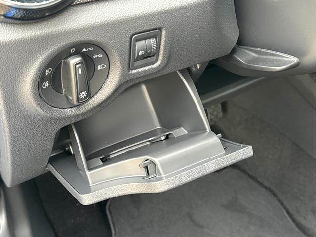 Skoda / Fabia / / / / 5J.Gar+SmartLink+SHZ+PDC+KLIMA