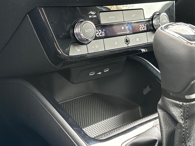 Skoda / Fabia / / / / 5J.Gar+SmartLink+SHZ+PDC+KLIMA