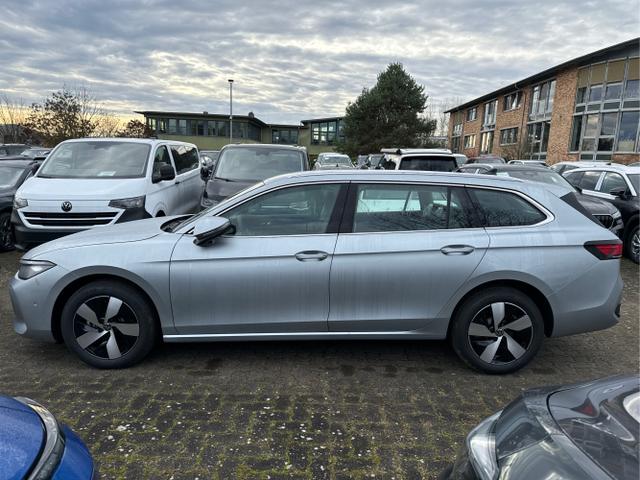 Volkswagen / Passat Variant / Silber / / / DSG+AHK+MASSAGE+NAVI+ACC+KAMERA+LED+17 ALU