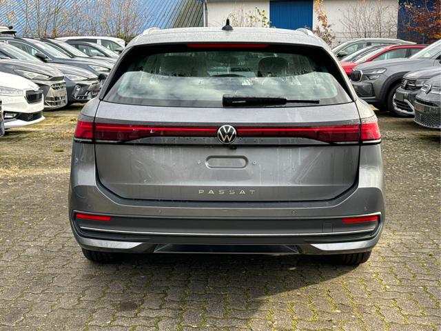 Volkswagen / Passat Variant / Grau / / / DSG+AHK+MASSAGE+NAVI+ACC+KAMERA+LED+17 ALU