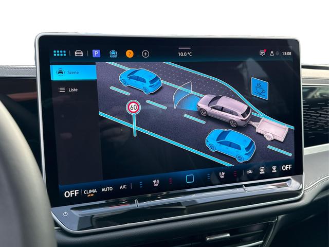 Volkswagen / Passat Variant / Silber / / / DSG+AHK+NAVI+MATRIX+MASSAGE+ACC+KAMERA