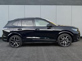 Volkswagen Tiguan R-Line Edition 4x4 AHK+PANO+STANDHZG+20" ALU+eHK 