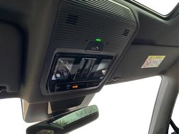 Volkswagen Tiguan R-Line Edition 4x4 AHK+PANO+STANDHZG+20" ALU+eHK 