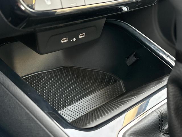 Skoda / Fabia / / / / 5J.Gar+SmartLink+SHZ+PDC+KLIMA, Beispielbilder