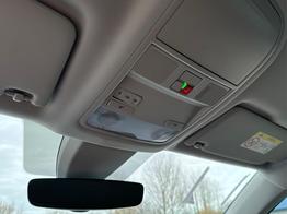 Skoda Karoq Selection AHK+KAMERA+EL. HECKKL.+SHZ+ACC+KESSY+18''ALU 