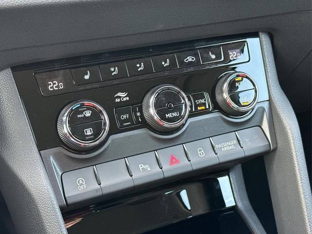 Skoda / Karoq / Schwarz / / / AHK+el.HECKKLAPPE+KAMERA+PDC+KESSY+ACC, Beispielbilder