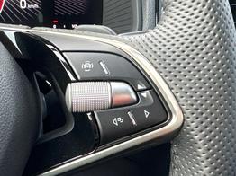 Skoda Karoq Selection AHK+el.HECKKLAPPE+KAMERA+PDC+KESSY+ACC 