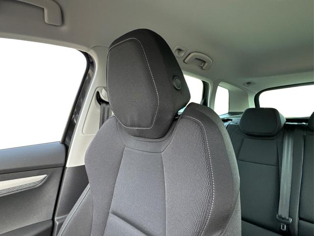 Skoda / Karoq / Schwarz / / / AHK+el.HECKKLAPPE+KAMERA+PDC+KESSY+ACC, Beispielbilder