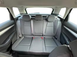 Skoda Karoq Selection AHK+el.HECKKLAPPE+KAMERA+PDC+KESSY+ACC 