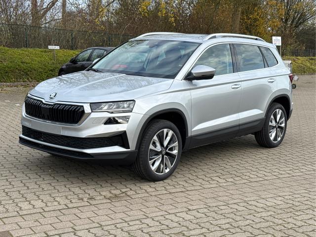 Karoq - Selection AHK+KAMERA+EL. HECKKL.+SHZ+ACC+KESSY+18''ALU