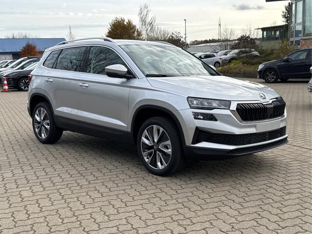 Skoda / Karoq / Silber / / / AHK+KAMERA+EL. HECKKL.+SHZ+ACC+KESSY+18''ALU