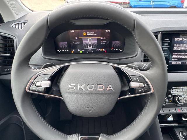 Skoda / Karoq / Silber / / / AHK+KAMERA+EL. HECKKL.+SHZ+ACC+KESSY+18''ALU